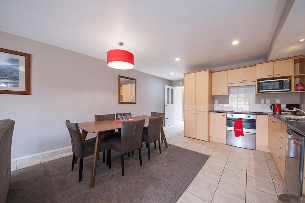 Apartment Fourteen Taupo Luaran gambar